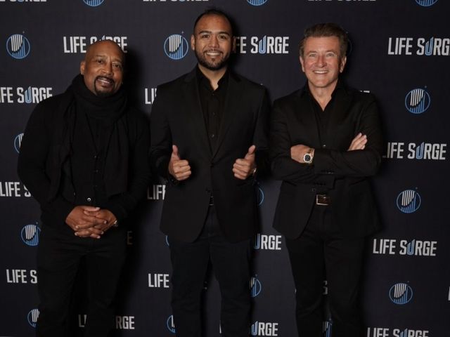 Aulundrew with Daymond John and Robert Herjavec